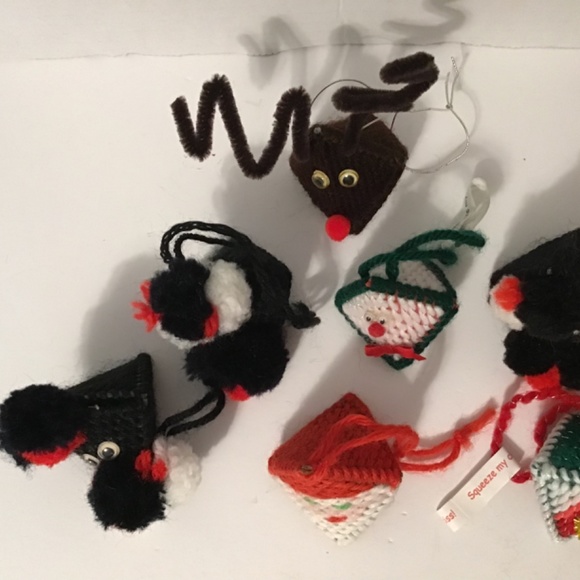 Handmade Plastic Canvas Christmas Ornaments (Lot of 17), santa, reindeers etc - Picture 3 of 8